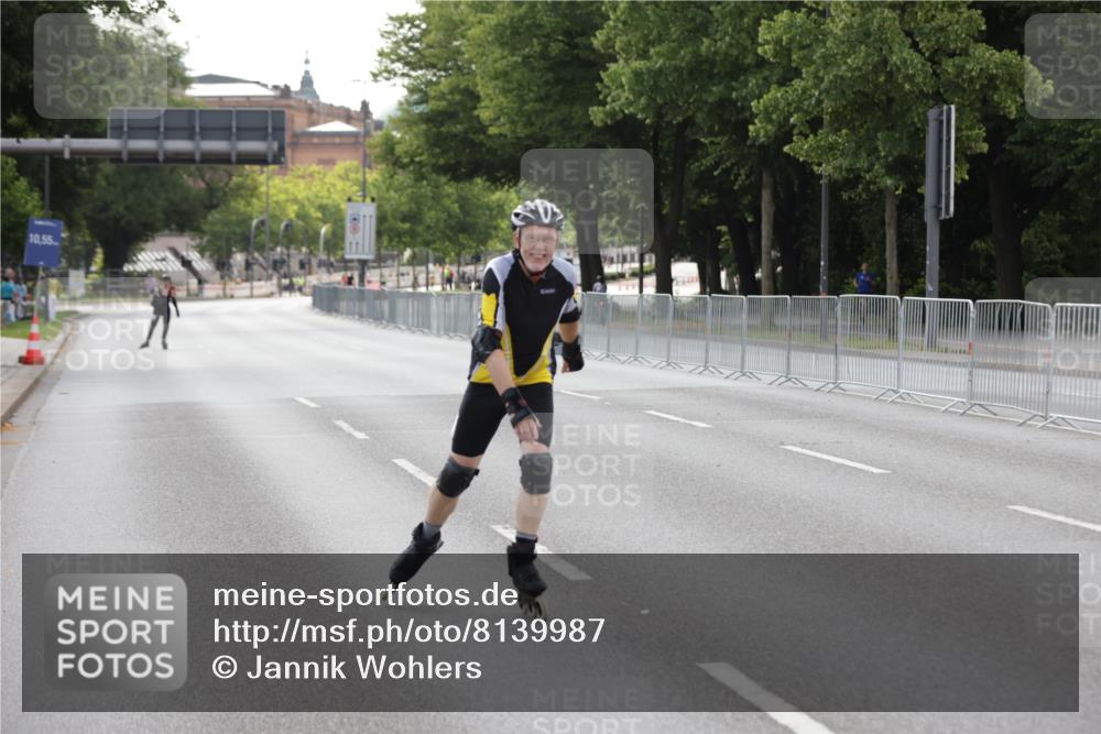 29.06.2025 - hella hamburg halbmarathon Jannik Wohlers http://msf.ph/oto/8139987 29.06.2025 09:03:43 Lombardsbrücke  meine-sportfotos.de