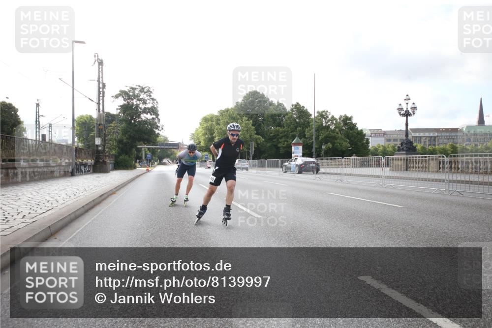 29.06.2025 - hella hamburg halbmarathon Jannik Wohlers http://msf.ph/oto/8139997 29.06.2025 08:55:52 Lombardsbrücke  meine-sportfotos.de