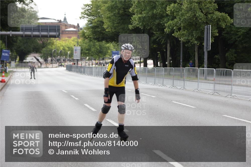 29.06.2025 - hella hamburg halbmarathon Jannik Wohlers http://msf.ph/oto/8140000 29.06.2025 09:03:43 Lombardsbrücke  meine-sportfotos.de