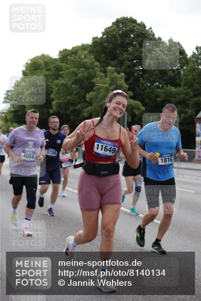29.06.2025 - hella hamburg halbmarathon Jannik Wohlers http://msf.ph/oto/8140134 29.06.2025 10:42:57 Lombardsbrücke 1155, 1816, 1878, 3238, 3329, 3638, 4056, 4177, 4302, 4367, 4680, 5370, 5610, 5720, 6012, 6440, 7461, 7872, 7926, 8135, 8408, 8435, 9639, 9641, 9976, 10536, 11093, 11279, 11649, 11969, 12603, 12654, 13526, 13684, 13685, 13748, 13786, 13852, 14528, 14890, 15509, 15514, 15717, 16055, 16358, 16560, 16840, 17143, 18497, 19031, 19043, 19141 meine-sportfotos.de