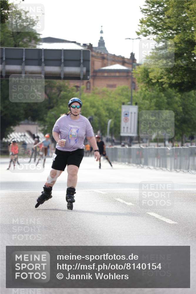 29.06.2025 - hella hamburg halbmarathon Jannik Wohlers http://msf.ph/oto/8140154 29.06.2025 09:04:14 Lombardsbrücke  meine-sportfotos.de
