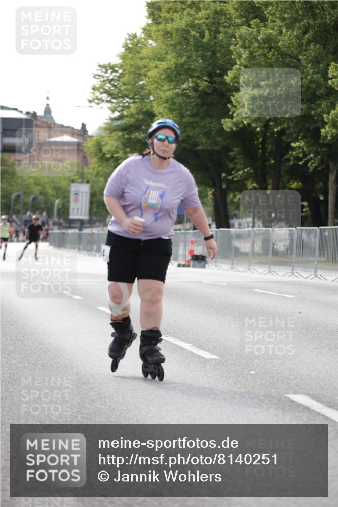 29.06.2025 - hella hamburg halbmarathon Jannik Wohlers http://msf.ph/oto/8140251 29.06.2025 09:04:17 Lombardsbrücke  meine-sportfotos.de