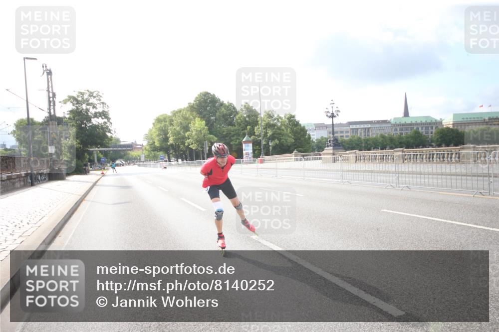 29.06.2025 - hella hamburg halbmarathon Jannik Wohlers http://msf.ph/oto/8140252 29.06.2025 08:58:12 Lombardsbrücke  meine-sportfotos.de