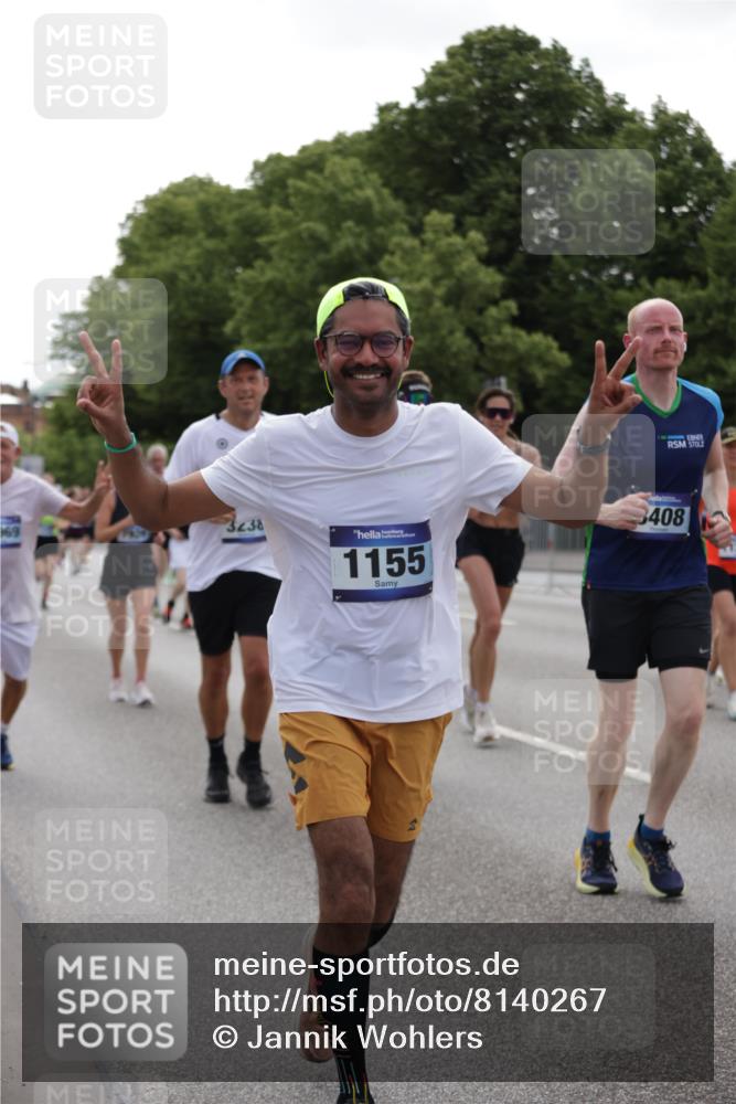 29.06.2025 - hella hamburg halbmarathon Jannik Wohlers http://msf.ph/oto/8140267 29.06.2025 10:43:03 Lombardsbrücke 1155, 1816, 1878, 3238, 3329, 3390, 4056, 4367, 5214, 5370, 5720, 6012, 6096, 6226, 6440, 6931, 7197, 7872, 7926, 8135, 8233, 8408, 8504, 9639, 9641, 9831, 9976, 10083, 10200, 10202, 10325, 11093, 11279, 11649, 11969, 12654, 13684, 13685, 13748, 13786, 14528, 14890, 15187, 15514, 15717, 16055, 16358, 16560, 16901, 16902, 17143, 17210, 18341, 18497, 19031, 19043, 19141 meine-sportfotos.de