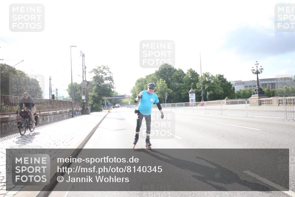 29.06.2025 - hella hamburg halbmarathon Jannik Wohlers http://msf.ph/oto/8140345 29.06.2025 08:58:23 Lombardsbrücke  meine-sportfotos.de