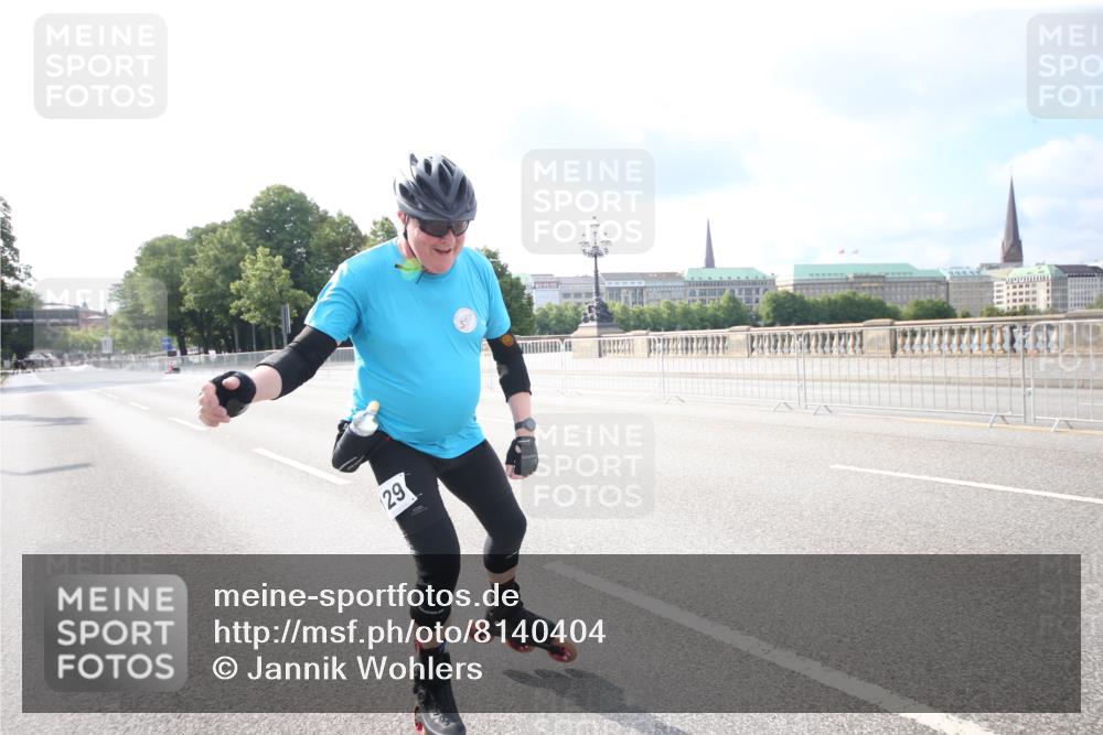29.06.2025 - hella hamburg halbmarathon Jannik Wohlers http://msf.ph/oto/8140404 29.06.2025 08:58:24 Lombardsbrücke  meine-sportfotos.de