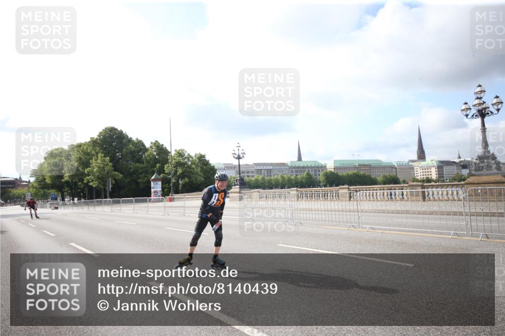 29.06.2025 - hella hamburg halbmarathon Jannik Wohlers http://msf.ph/oto/8140439 29.06.2025 08:58:58 Lombardsbrücke  meine-sportfotos.de