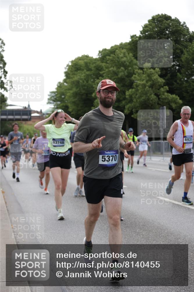 29.06.2025 - hella hamburg halbmarathon Jannik Wohlers http://msf.ph/oto/8140455 29.06.2025 10:43:08 Lombardsbrücke 1023, 1155, 1310, 1400, 1878, 3238, 3390, 4367, 4866, 5214, 5370, 6012, 6096, 6226, 6440, 6931, 6971, 6973, 7197, 7504, 7926, 8135, 8233, 8408, 8504, 9639, 9641, 9831, 10083, 10200, 10202, 10325, 11279, 11969, 12654, 13730, 13748, 14528, 14866, 14890, 15079, 15177, 15187, 15795, 15848, 16358, 16560, 16589, 16901, 16902, 17143, 17210, 18341, 18436, 18497, 19043, 19141 meine-sportfotos.de