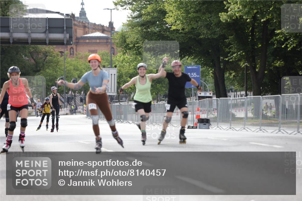 29.06.2025 - hella hamburg halbmarathon Jannik Wohlers http://msf.ph/oto/8140457 29.06.2025 09:04:27 Lombardsbrücke  meine-sportfotos.de