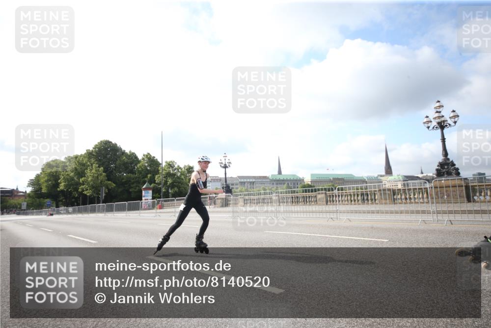 29.06.2025 - hella hamburg halbmarathon Jannik Wohlers http://msf.ph/oto/8140520 29.06.2025 08:59:43 Lombardsbrücke  meine-sportfotos.de
