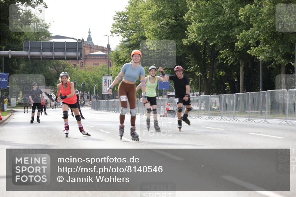 29.06.2025 - hella hamburg halbmarathon Jannik Wohlers http://msf.ph/oto/8140546 29.06.2025 09:04:28 Lombardsbrücke  meine-sportfotos.de