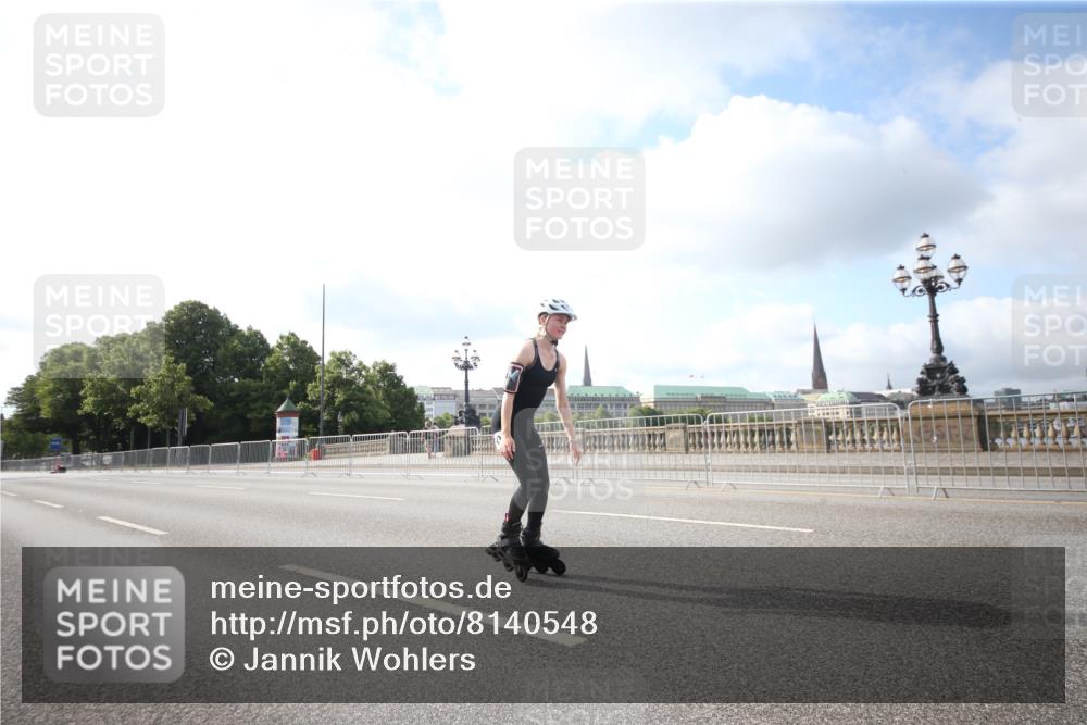 29.06.2025 - hella hamburg halbmarathon Jannik Wohlers http://msf.ph/oto/8140548 29.06.2025 08:59:44 Lombardsbrücke  meine-sportfotos.de