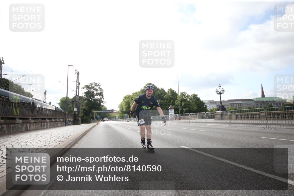 29.06.2025 - hella hamburg halbmarathon Jannik Wohlers http://msf.ph/oto/8140590 29.06.2025 08:59:56 Lombardsbrücke  meine-sportfotos.de