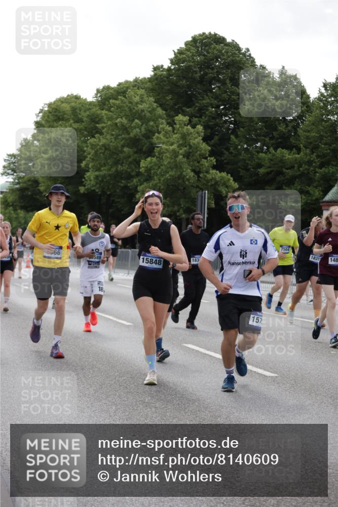 29.06.2025 - hella hamburg halbmarathon Jannik Wohlers http://msf.ph/oto/8140609 29.06.2025 10:43:15 Lombardsbrücke 1023, 1310, 1400, 2733, 3390, 3597, 4866, 5192, 5201, 5214, 5370, 6012, 6036, 6096, 6226, 6334, 6931, 6971, 6973, 7197, 7205, 7206, 7489, 7504, 7926, 8000, 8058, 8233, 8504, 9704, 9831, 10083, 10097, 10200, 10202, 10220, 10285, 10325, 10553, 10799, 12518, 12654, 13371, 13705, 13730, 13748, 14866, 14890, 15079, 15177, 15187, 15448, 15795, 15848, 16298, 16560, 16589, 16901, 16902, 17143, 17210, 17501, 18310, 18318, 18341, 18436 meine-sportfotos.de
