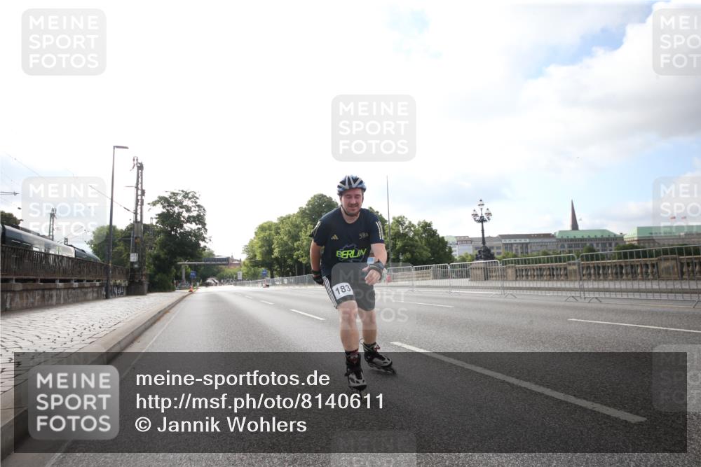 29.06.2025 - hella hamburg halbmarathon Jannik Wohlers http://msf.ph/oto/8140611 29.06.2025 08:59:57 Lombardsbrücke  meine-sportfotos.de