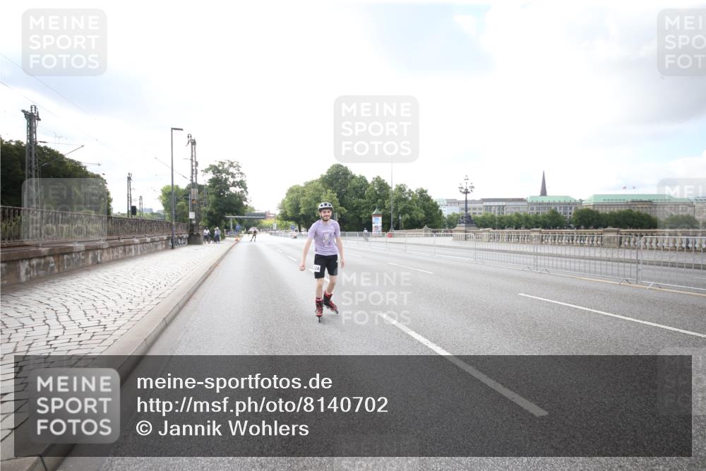 29.06.2025 - hella hamburg halbmarathon Jannik Wohlers http://msf.ph/oto/8140702 29.06.2025 09:03:37 Lombardsbrücke  meine-sportfotos.de