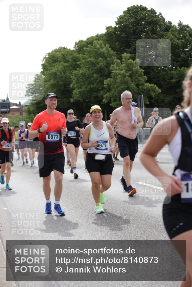 29.06.2025 - hella hamburg halbmarathon Jannik Wohlers http://msf.ph/oto/8140873 29.06.2025 10:43:21 Lombardsbrücke 1023, 1026, 1310, 1400, 2073, 2733, 3288, 3390, 3597, 4866, 5192, 5201, 5214, 5293, 5890, 6036, 6226, 6334, 6971, 6973, 7197, 7205, 7206, 7489, 7504, 8000, 8058, 8504, 9704, 9831, 10097, 10220, 10285, 10325, 10553, 10799, 12518, 12520, 12792, 13371, 13705, 13730, 13777, 14866, 15079, 15177, 15285, 15294, 15448, 15795, 15848, 16298, 16589, 16901, 16902, 17501, 18080, 18310, 18318, 18341, 18436 meine-sportfotos.de