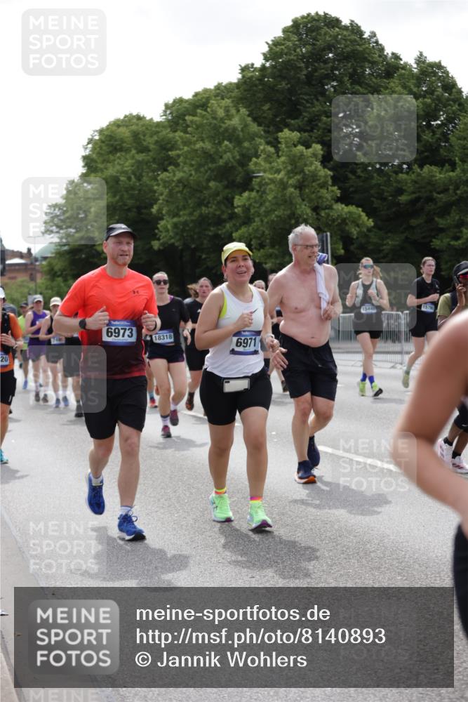 29.06.2025 - hella hamburg halbmarathon Jannik Wohlers http://msf.ph/oto/8140893 29.06.2025 10:43:21 Lombardsbrücke 1023, 1026, 1310, 1400, 2073, 2733, 3288, 3390, 3597, 4866, 5192, 5201, 5214, 5293, 5890, 6036, 6226, 6334, 6971, 6973, 7197, 7205, 7206, 7489, 7504, 8000, 8058, 8504, 9704, 9831, 10097, 10220, 10285, 10325, 10553, 10799, 12518, 12520, 12792, 13371, 13705, 13730, 13777, 14866, 15079, 15177, 15285, 15294, 15448, 15795, 15848, 16298, 16589, 16901, 16902, 17501, 18080, 18310, 18318, 18341, 18436 meine-sportfotos.de