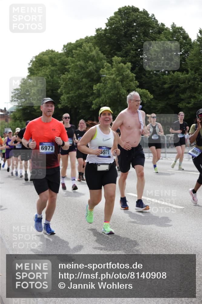 29.06.2025 - hella hamburg halbmarathon Jannik Wohlers http://msf.ph/oto/8140908 29.06.2025 10:43:21 Lombardsbrücke 1023, 1026, 1310, 1400, 2073, 2733, 3288, 3390, 3597, 4866, 5192, 5201, 5214, 5293, 5890, 6036, 6226, 6334, 6971, 6973, 7197, 7205, 7206, 7489, 7504, 8000, 8058, 8504, 9704, 9831, 10097, 10220, 10285, 10325, 10553, 10799, 12518, 12520, 12792, 13371, 13705, 13730, 13777, 14866, 15079, 15177, 15285, 15294, 15448, 15795, 15848, 16298, 16589, 16901, 16902, 17501, 18080, 18310, 18318, 18341, 18436 meine-sportfotos.de