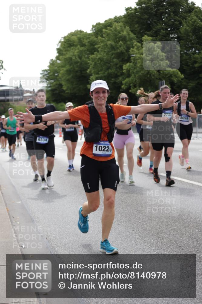 29.06.2025 - hella hamburg halbmarathon Jannik Wohlers http://msf.ph/oto/8140978 29.06.2025 10:43:23 Lombardsbrücke 1023, 1026, 1095, 1306, 1310, 1400, 1459, 2073, 2733, 3288, 3597, 4627, 4866, 5192, 5201, 5214, 5293, 5890, 6036, 6334, 6895, 6971, 6973, 7197, 7205, 7206, 7489, 7504, 8000, 8058, 8504, 9704, 9831, 10097, 10220, 10285, 10553, 10799, 12518, 12520, 12792, 13371, 13705, 13730, 13777, 14866, 15079, 15177, 15285, 15294, 15448, 15719, 15795, 15848, 16298, 16589, 16862, 17293, 17501, 18080, 18310, 18318, 18436 meine-sportfotos.de