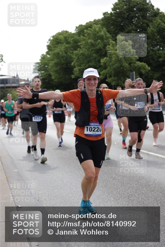 29.06.2025 - hella hamburg halbmarathon Jannik Wohlers http://msf.ph/oto/8140992 29.06.2025 10:43:24 Lombardsbrücke 1023, 1026, 1095, 1306, 1310, 1400, 1459, 2073, 2733, 3288, 3597, 4627, 4866, 5192, 5201, 5214, 5293, 5890, 6036, 6334, 6895, 6971, 6973, 7205, 7206, 7489, 7504, 8000, 8058, 8504, 8870, 9704, 10097, 10220, 10285, 10553, 10799, 12518, 12520, 12792, 13371, 13705, 13730, 13777, 14544, 14866, 15079, 15177, 15285, 15294, 15448, 15719, 15795, 15848, 16298, 16308, 16589, 16862, 17293, 17501, 18080, 18310, 18318, 18436 meine-sportfotos.de