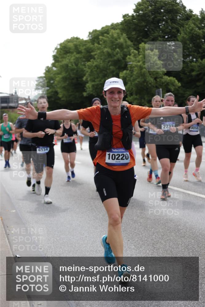 29.06.2025 - hella hamburg halbmarathon Jannik Wohlers http://msf.ph/oto/8141000 29.06.2025 10:43:24 Lombardsbrücke 1023, 1026, 1095, 1306, 1310, 1400, 1459, 2073, 2733, 3288, 3597, 4627, 4866, 5192, 5201, 5214, 5293, 5890, 6036, 6334, 6895, 6971, 6973, 7205, 7206, 7489, 7504, 8000, 8058, 8504, 8870, 9704, 10097, 10220, 10285, 10553, 10799, 12518, 12520, 12792, 13371, 13705, 13730, 13777, 14544, 14866, 15079, 15177, 15285, 15294, 15448, 15719, 15795, 15848, 16298, 16308, 16589, 16862, 17293, 17501, 18080, 18310, 18318, 18436 meine-sportfotos.de