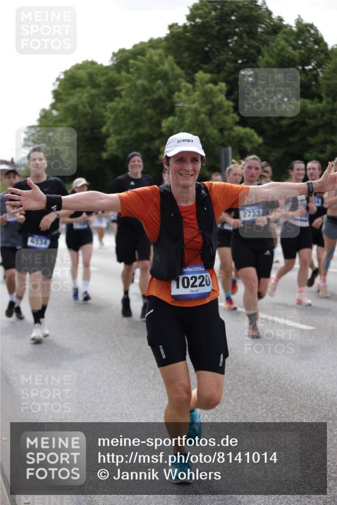 29.06.2025 - hella hamburg halbmarathon Jannik Wohlers http://msf.ph/oto/8141014 29.06.2025 10:43:24 Lombardsbrücke 1023, 1026, 1095, 1306, 1310, 1400, 1459, 2073, 2733, 3288, 3597, 4627, 4866, 5192, 5201, 5214, 5293, 5890, 6036, 6334, 6895, 6971, 6973, 7205, 7206, 7489, 7504, 8000, 8058, 8504, 8870, 9704, 10097, 10220, 10285, 10553, 10799, 12518, 12520, 12792, 13371, 13705, 13730, 13777, 14544, 14866, 15079, 15177, 15285, 15294, 15448, 15719, 15795, 15848, 16298, 16308, 16589, 16862, 17293, 17501, 18080, 18310, 18318, 18436 meine-sportfotos.de
