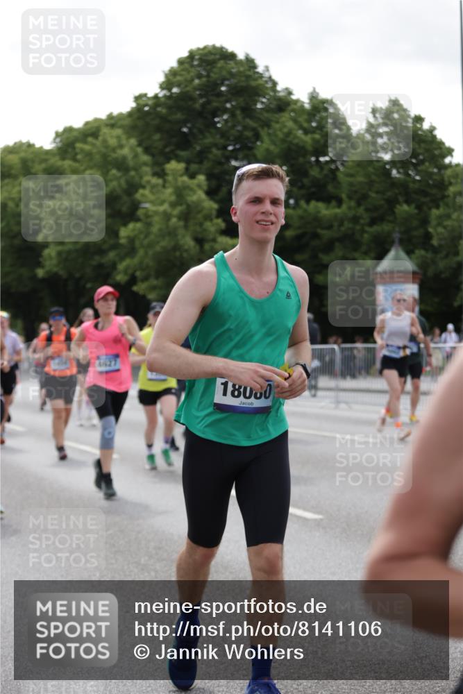 29.06.2025 - hella hamburg halbmarathon Jannik Wohlers http://msf.ph/oto/8141106 29.06.2025 10:43:31 Lombardsbrücke 1026, 1095, 1306, 1459, 2073, 2733, 3288, 3597, 4627, 4636, 5001, 5192, 5201, 5293, 5890, 5902, 5905, 6036, 6334, 6895, 7326, 7489, 8058, 8870, 9073, 9704, 9879, 10097, 10220, 10285, 10553, 10799, 12518, 12520, 12792, 13371, 13705, 13777, 13973, 14474, 14544, 15285, 15294, 15448, 15719, 16298, 16308, 16862, 17293, 17501, 18080, 18318 meine-sportfotos.de
