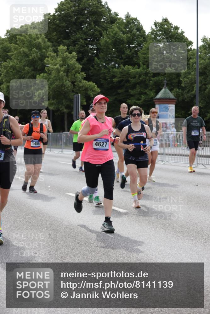 29.06.2025 - hella hamburg halbmarathon Jannik Wohlers http://msf.ph/oto/8141139 29.06.2025 10:43:32 Lombardsbrücke 1026, 1095, 1306, 1459, 1802, 1804, 2073, 2733, 3288, 3597, 4627, 4636, 5001, 5127, 5293, 5890, 5902, 5905, 6036, 6334, 6895, 7326, 7489, 8058, 8870, 9073, 9704, 9879, 10097, 10220, 10285, 10553, 10799, 12518, 12520, 12792, 13371, 13705, 13777, 13809, 13973, 14474, 14544, 15285, 15294, 15448, 15675, 15719, 16298, 16308, 16862, 17293, 18080, 18318 meine-sportfotos.de