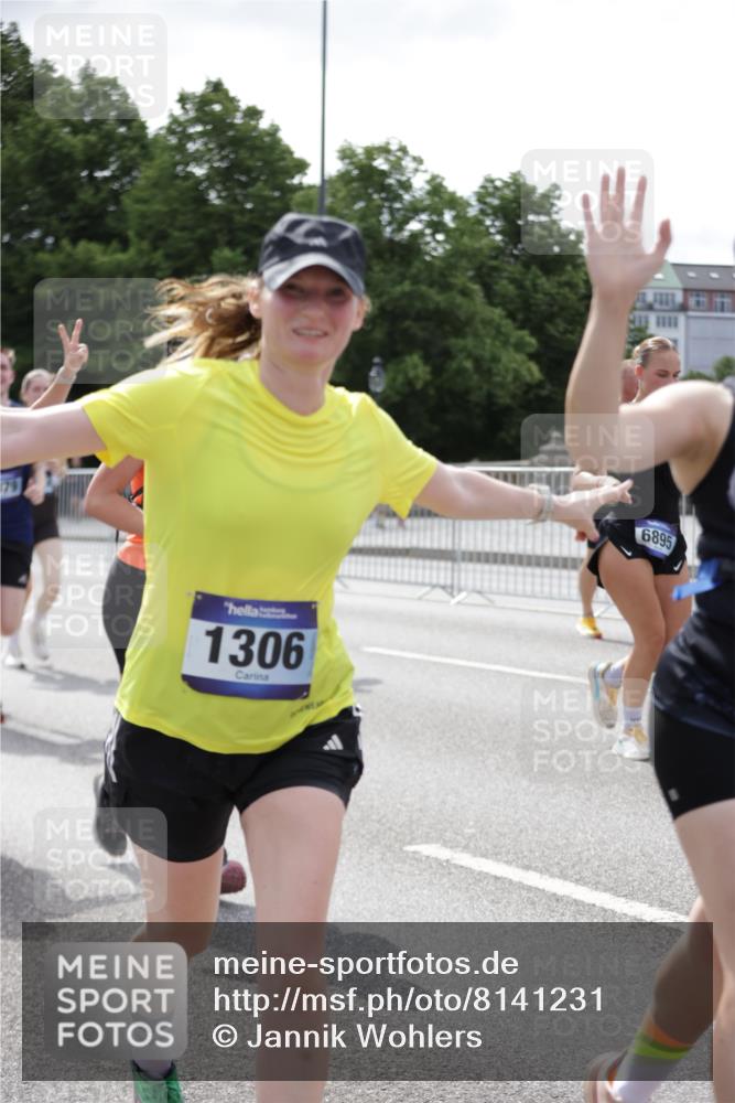 29.06.2025 - hella hamburg halbmarathon Jannik Wohlers http://msf.ph/oto/8141231 29.06.2025 10:43:35 Lombardsbrücke 1026, 1095, 1306, 1459, 1802, 1804, 2073, 2186, 2692, 3288, 3596, 3597, 4627, 4636, 4898, 5001, 5127, 5293, 5890, 5902, 5905, 6036, 6334, 6895, 7326, 7610, 8058, 8591, 8870, 8957, 9073, 9704, 9879, 10285, 10553, 12520, 12792, 13371, 13777, 13809, 13973, 14474, 14544, 14842, 15285, 15294, 15675, 15719, 16298, 16308, 16862, 17293, 18080 meine-sportfotos.de