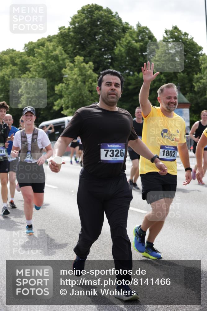 29.06.2025 - hella hamburg halbmarathon Jannik Wohlers http://msf.ph/oto/8141466 29.06.2025 10:43:43 Lombardsbrücke 1095, 1306, 1459, 1802, 1804, 2186, 2692, 3065, 3596, 4627, 4636, 4898, 5001, 5127, 5730, 5731, 5902, 5905, 6895, 7326, 7610, 7818, 8591, 8763, 8870, 8957, 9073, 9510, 9879, 10223, 11955, 12256, 12445, 13629, 13809, 13832, 13973, 13987, 14031, 14474, 14544, 14842, 14874, 15675, 15719, 16244, 16308, 16862, 17293, 17582, 17844 meine-sportfotos.de