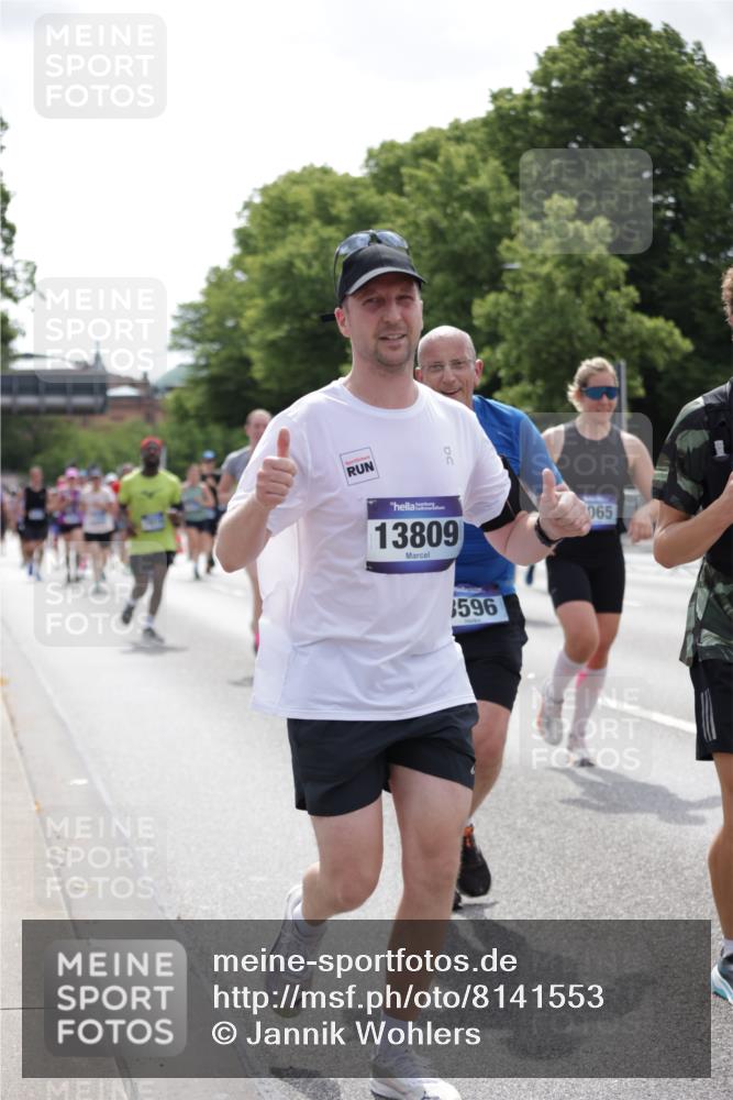 29.06.2025 - hella hamburg halbmarathon Jannik Wohlers http://msf.ph/oto/8141553 29.06.2025 10:43:46 Lombardsbrücke 1519, 1802, 1804, 2186, 2692, 3065, 3596, 4636, 4898, 5001, 5127, 5730, 5731, 5902, 5905, 7326, 7610, 7818, 7842, 8272, 8591, 8763, 8957, 9073, 9510, 9879, 10223, 11955, 12256, 12445, 12803, 12995, 13629, 13809, 13832, 13973, 13987, 14031, 14474, 14842, 14874, 15675, 16244, 17582, 17844 meine-sportfotos.de