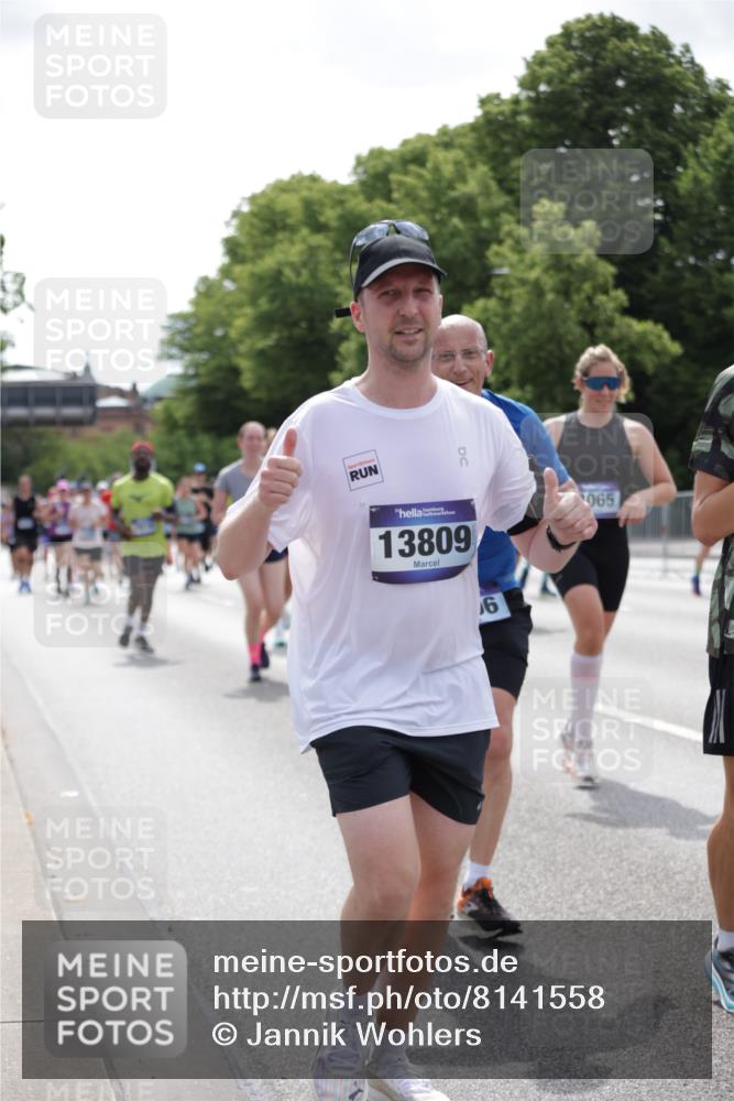 29.06.2025 - hella hamburg halbmarathon Jannik Wohlers http://msf.ph/oto/8141558 29.06.2025 10:43:46 Lombardsbrücke 1519, 1802, 1804, 2186, 2692, 3065, 3596, 4636, 4898, 5001, 5127, 5730, 5731, 5902, 5905, 7326, 7610, 7818, 7842, 8272, 8591, 8763, 8957, 9073, 9510, 9879, 10223, 11955, 12256, 12445, 12803, 12995, 13629, 13809, 13832, 13973, 13987, 14031, 14474, 14842, 14874, 15675, 16244, 17582, 17844 meine-sportfotos.de