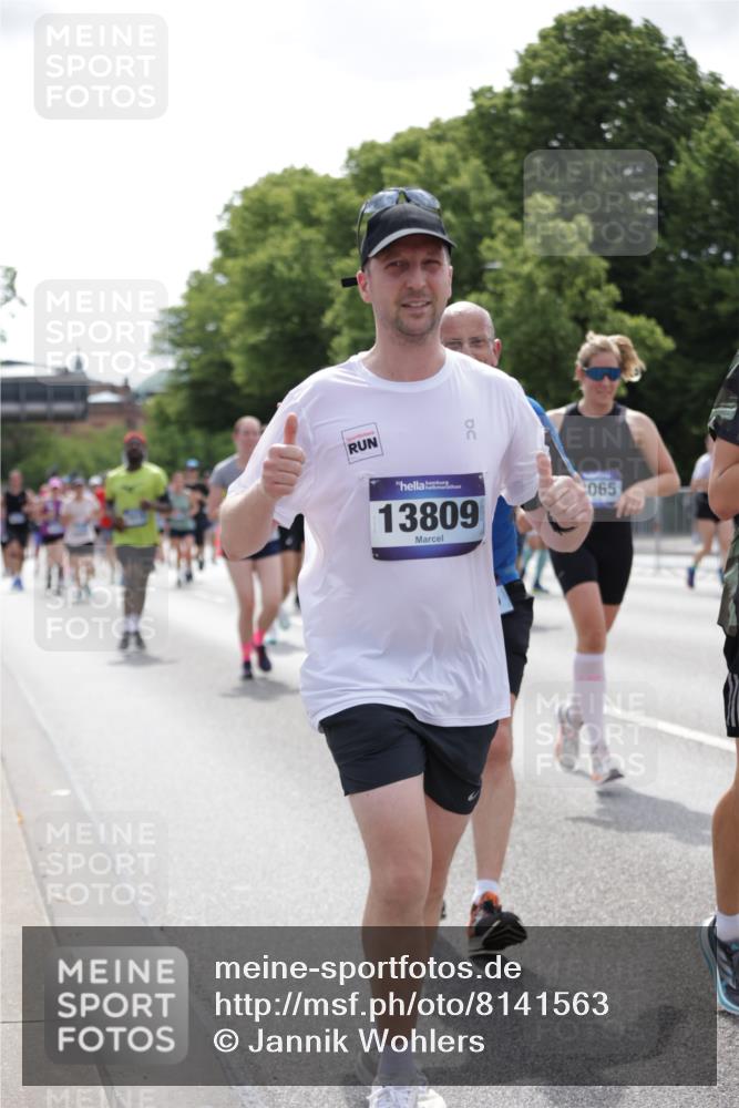 29.06.2025 - hella hamburg halbmarathon Jannik Wohlers http://msf.ph/oto/8141563 29.06.2025 10:43:46 Lombardsbrücke 1519, 1802, 1804, 2186, 2692, 3065, 3596, 4636, 4898, 5001, 5127, 5730, 5731, 5902, 5905, 7326, 7610, 7818, 7842, 8272, 8591, 8763, 8957, 9073, 9510, 9879, 10223, 11955, 12256, 12445, 12803, 12995, 13629, 13809, 13832, 13973, 13987, 14031, 14474, 14842, 14874, 15675, 16244, 17582, 17844 meine-sportfotos.de