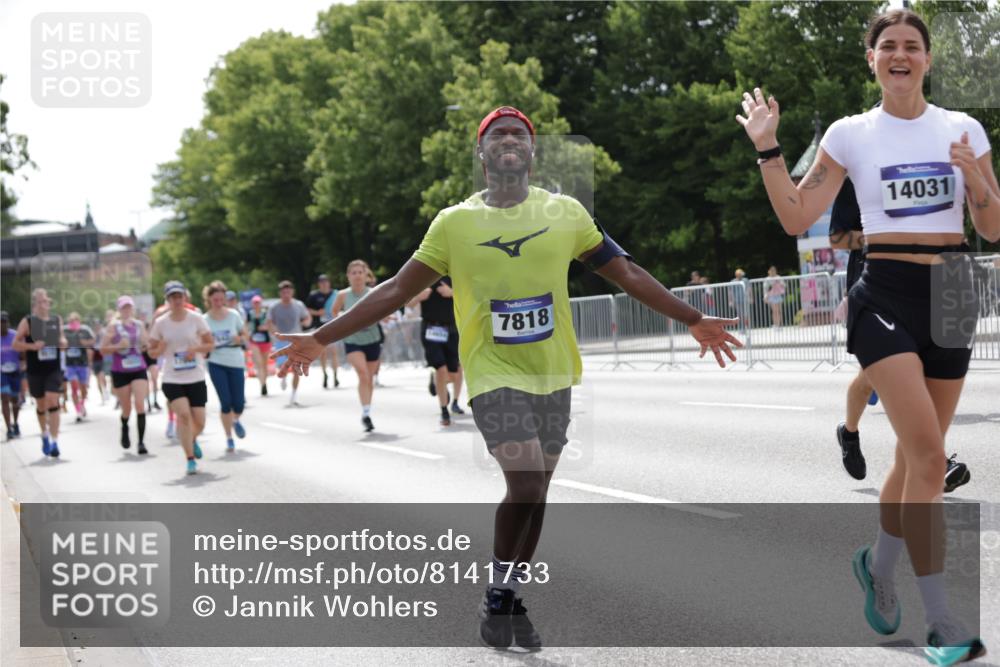 29.06.2025 - hella hamburg halbmarathon Jannik Wohlers http://msf.ph/oto/8141733 29.06.2025 10:43:50 Lombardsbrücke 1345, 1519, 1802, 1804, 2186, 2343, 2610, 2692, 3065, 3596, 4496, 4898, 5127, 5647, 5730, 5731, 7326, 7610, 7818, 7842, 8272, 8591, 8763, 8957, 9510, 10223, 11825, 11955, 12256, 12322, 12445, 12803, 12995, 13629, 13809, 13832, 13906, 13973, 13987, 14031, 14123, 14654, 14842, 14874, 15646, 15675, 16244, 16805, 17273, 17314, 17582, 17844, 17968 meine-sportfotos.de