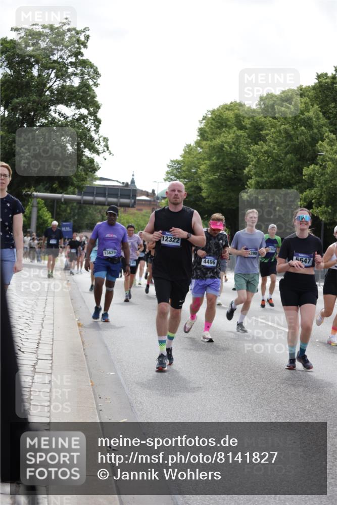 29.06.2025 - hella hamburg halbmarathon Jannik Wohlers http://msf.ph/oto/8141827 29.06.2025 10:43:59 Lombardsbrücke 1345, 1519, 2343, 2610, 3506, 4496, 5647, 5649, 5730, 5731, 6002, 7216, 7818, 7842, 8272, 9510, 10223, 10303, 10304, 10416, 11825, 11955, 12256, 12322, 12409, 12803, 12995, 13262, 13288, 13330, 13390, 13629, 13832, 13906, 13987, 14031, 14091, 14123, 14654, 15646, 16232, 16244, 16805, 17273, 17314, 17844, 17968 meine-sportfotos.de