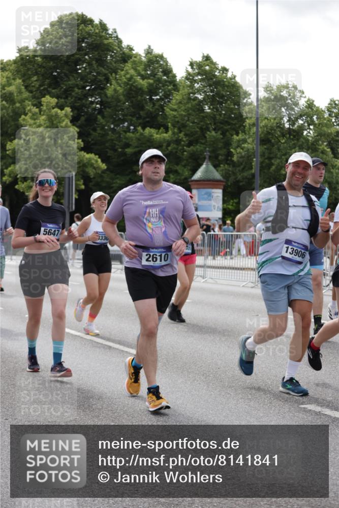 29.06.2025 - hella hamburg halbmarathon Jannik Wohlers http://msf.ph/oto/8141841 29.06.2025 10:43:59 Lombardsbrücke 1345, 1519, 2343, 2610, 3506, 4496, 5647, 5649, 5730, 5731, 6002, 7216, 7818, 7842, 8272, 9510, 10223, 10303, 10304, 10416, 11825, 11955, 12256, 12322, 12409, 12803, 12995, 13262, 13288, 13330, 13390, 13629, 13832, 13906, 13987, 14031, 14091, 14123, 14654, 15646, 16232, 16244, 16805, 17273, 17314, 17844, 17968 meine-sportfotos.de