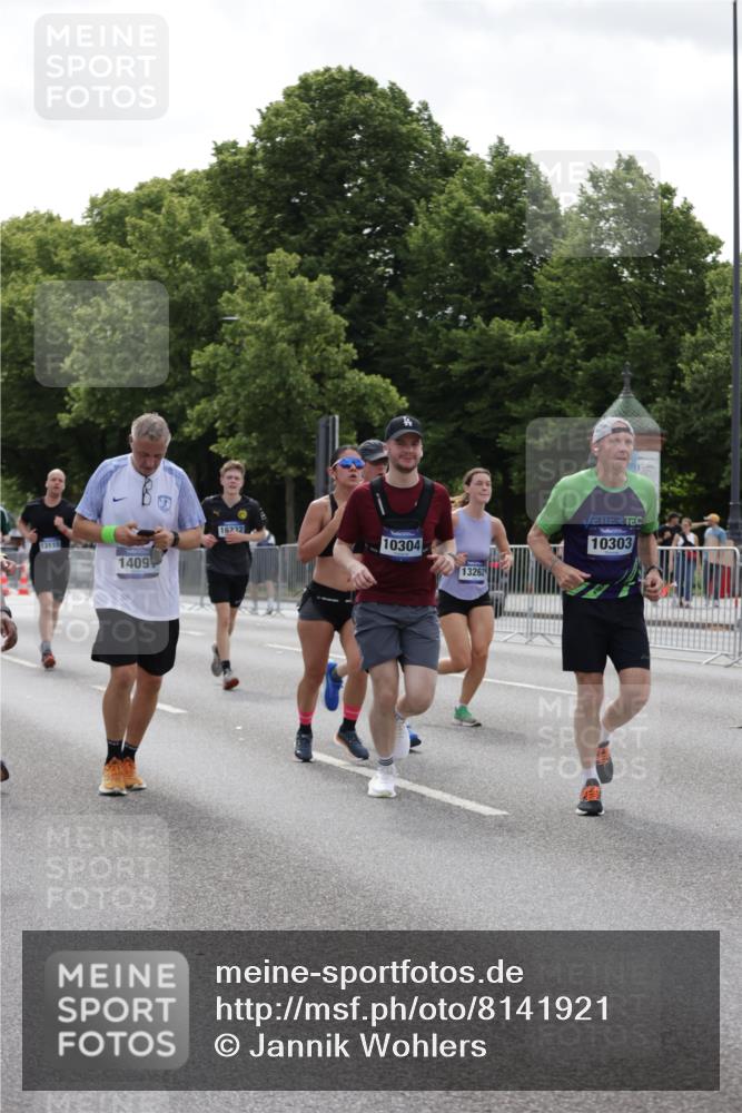 29.06.2025 - hella hamburg halbmarathon Jannik Wohlers http://msf.ph/oto/8141921 29.06.2025 10:44:03 Lombardsbrücke 1345, 1519, 2343, 2610, 3506, 4496, 5647, 5649, 6002, 7216, 7842, 8272, 9510, 9536, 10006, 10223, 10303, 10304, 10416, 11825, 12256, 12322, 12409, 12803, 12995, 13262, 13288, 13330, 13390, 13832, 13906, 14091, 14123, 14350, 14654, 14971, 15646, 16232, 16805, 17273, 17314, 17844, 17968 meine-sportfotos.de