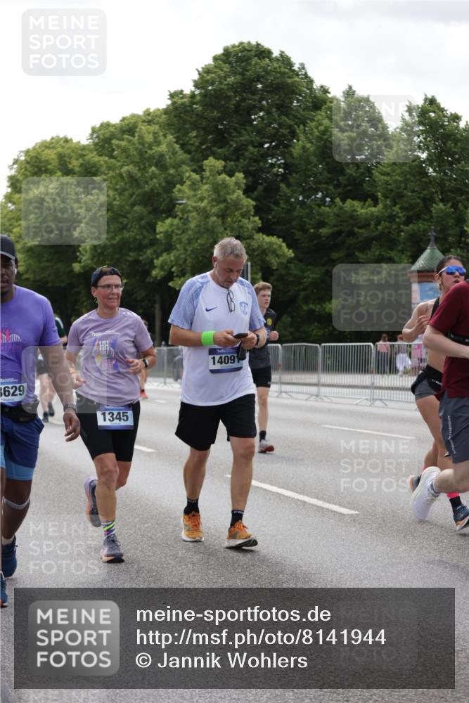 29.06.2025 - hella hamburg halbmarathon Jannik Wohlers http://msf.ph/oto/8141944 29.06.2025 10:44:04 Lombardsbrücke 1345, 1519, 2343, 2610, 3506, 4496, 5647, 5649, 6002, 7216, 7842, 8272, 9510, 9536, 10006, 10223, 10303, 10304, 10416, 11825, 12256, 12322, 12409, 12803, 12995, 13262, 13288, 13330, 13390, 13832, 13906, 14091, 14123, 14350, 14654, 14971, 15646, 16232, 16805, 17273, 17314, 17844, 17968, 18454, 18459 meine-sportfotos.de