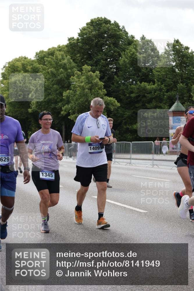 29.06.2025 - hella hamburg halbmarathon Jannik Wohlers http://msf.ph/oto/8141949 29.06.2025 10:44:04 Lombardsbrücke 1345, 1519, 2343, 2610, 3506, 4496, 5647, 5649, 6002, 7216, 7842, 8272, 9510, 9536, 10006, 10223, 10303, 10304, 10416, 11825, 12256, 12322, 12409, 12803, 12995, 13262, 13288, 13330, 13390, 13832, 13906, 14091, 14123, 14350, 14654, 14971, 15646, 16232, 16805, 17273, 17314, 17844, 17968, 18454, 18459 meine-sportfotos.de