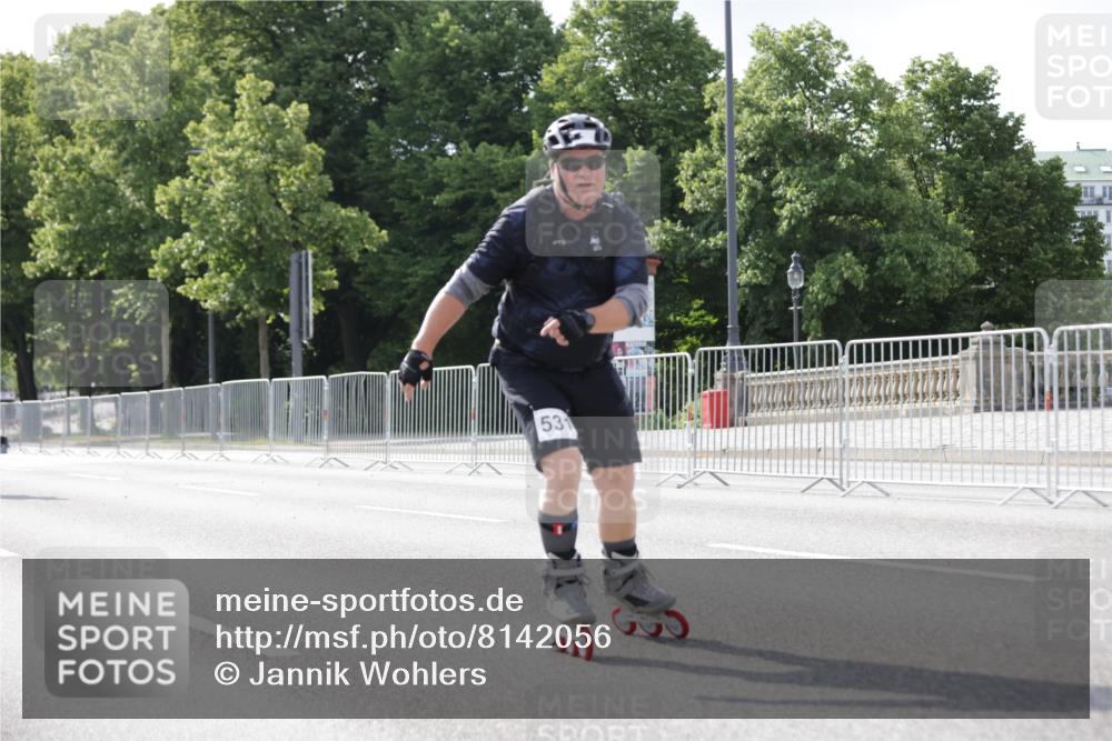 29.06.2025 - hella hamburg halbmarathon Jannik Wohlers http://msf.ph/oto/8142056 29.06.2025 09:05:27 Lombardsbrücke  meine-sportfotos.de