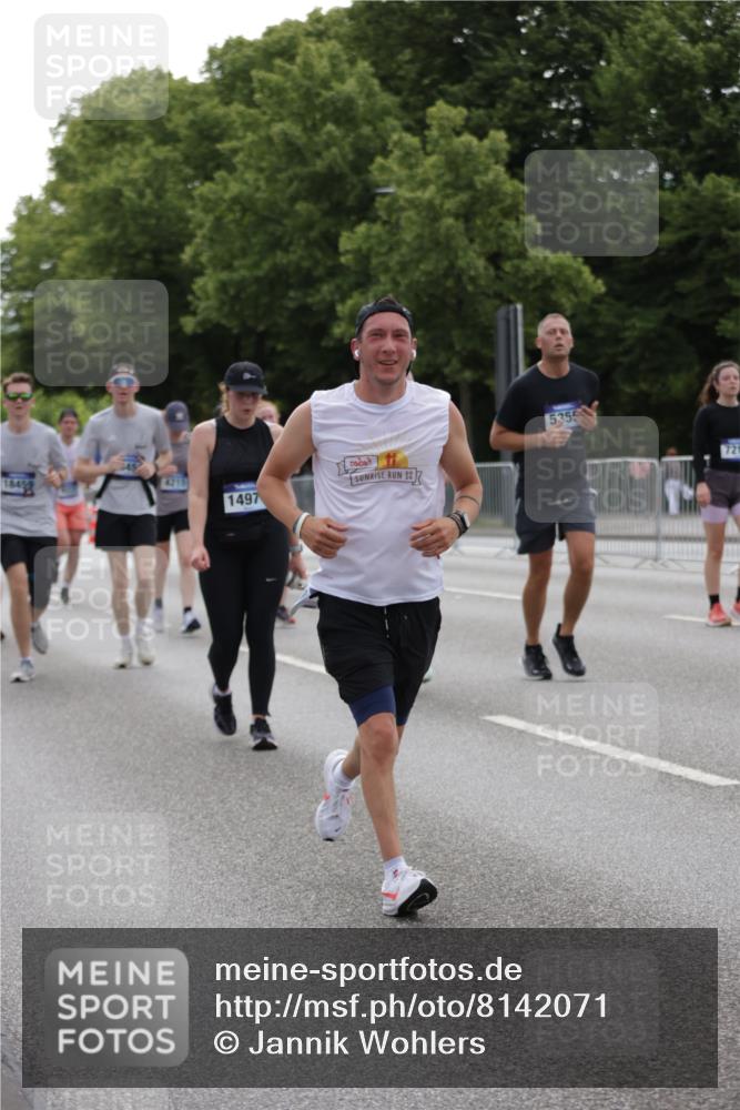 29.06.2025 - hella hamburg halbmarathon Jannik Wohlers http://msf.ph/oto/8142071 29.06.2025 10:44:12 Lombardsbrücke 2674, 3506, 4215, 4968, 5355, 5649, 6002, 7216, 9331, 9333, 9397, 9536, 10006, 10303, 10304, 10416, 12409, 13262, 13288, 13330, 13390, 14091, 14350, 14681, 14971, 16232, 17372, 18454, 18459, 19133 meine-sportfotos.de