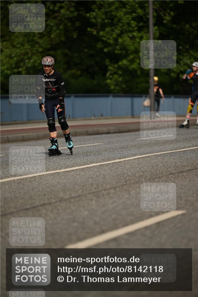29.06.2025 - hella hamburg halbmarathon Dr. Thomas Lammeyer http://msf.ph/oto/8142118 29.06.2025 09:00:34 Kennedybrücke  meine-sportfotos.de