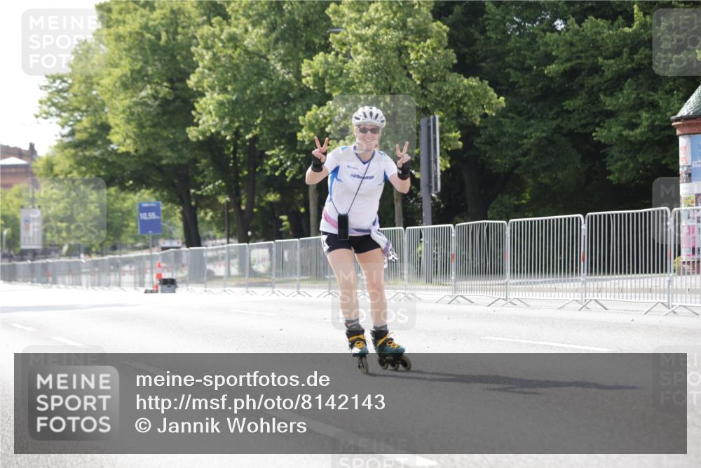29.06.2025 - hella hamburg halbmarathon Jannik Wohlers http://msf.ph/oto/8142143 29.06.2025 09:05:29 Lombardsbrücke  meine-sportfotos.de