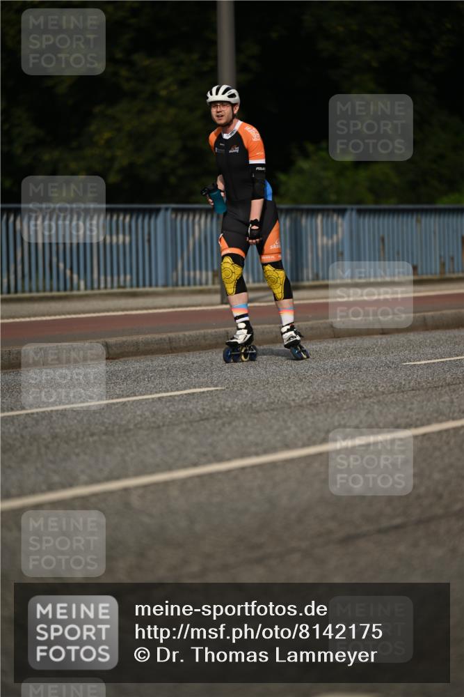 29.06.2025 - hella hamburg halbmarathon Dr. Thomas Lammeyer http://msf.ph/oto/8142175 29.06.2025 09:00:38 Kennedybrücke  meine-sportfotos.de