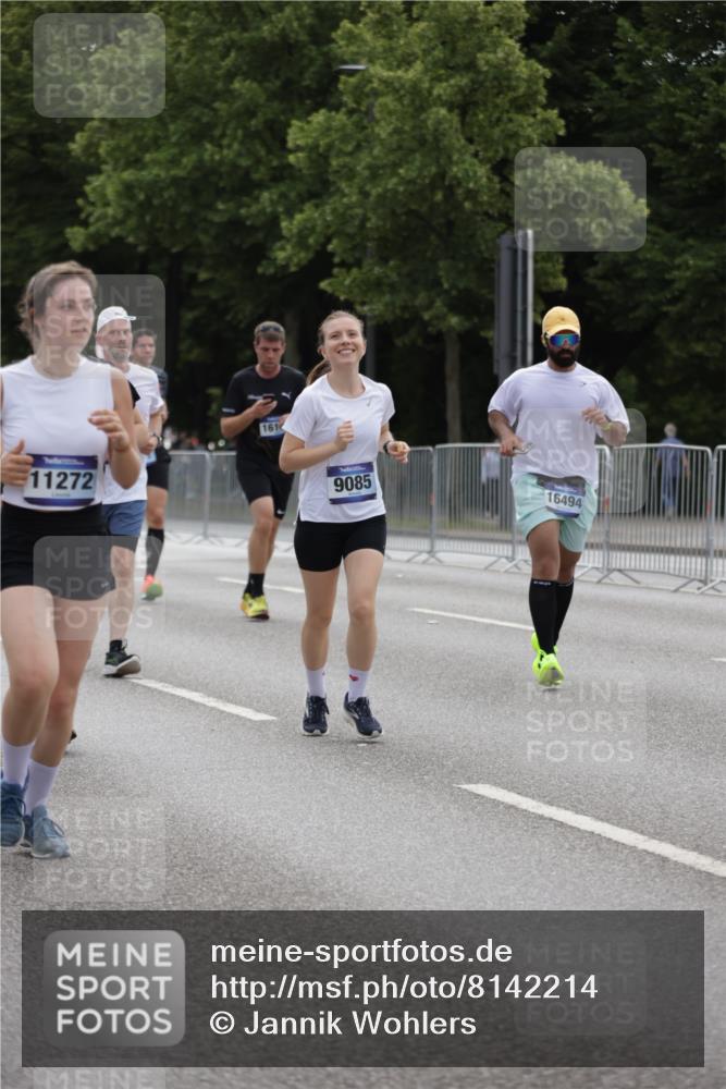 29.06.2025 - hella hamburg halbmarathon Jannik Wohlers http://msf.ph/oto/8142214 29.06.2025 10:44:23 Lombardsbrücke 1273, 1629, 1924, 2674, 3570, 4215, 4275, 4968, 5355, 6841, 6888, 8582, 9036, 9084, 9085, 9331, 9333, 9397, 9536, 10668, 11272, 12318, 13039, 13261, 14325, 14681, 15809, 16101, 16494, 16577, 17372, 18454, 18459, 19133 meine-sportfotos.de