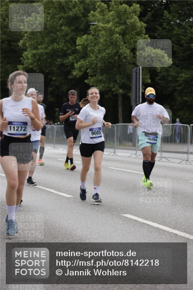 29.06.2025 - hella hamburg halbmarathon Jannik Wohlers http://msf.ph/oto/8142218 29.06.2025 10:44:23 Lombardsbrücke 1273, 1629, 1924, 2674, 3570, 4215, 4275, 4968, 5355, 6841, 6888, 8582, 9036, 9084, 9085, 9331, 9333, 9397, 9536, 10668, 11272, 12318, 13039, 13261, 14325, 14681, 15809, 16101, 16494, 16577, 17372, 18454, 18459, 19133 meine-sportfotos.de