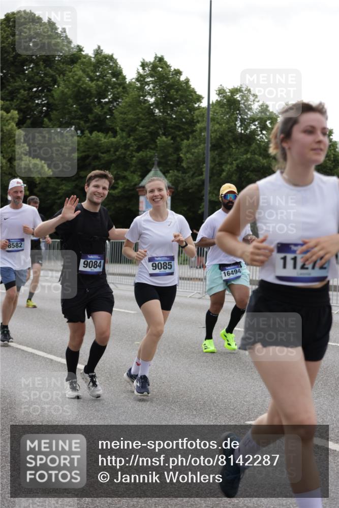 29.06.2025 - hella hamburg halbmarathon Jannik Wohlers http://msf.ph/oto/8142287 29.06.2025 10:44:25 Lombardsbrücke 1273, 1629, 1924, 2674, 3570, 4215, 4275, 4968, 5355, 6841, 6888, 8582, 9036, 9084, 9085, 9331, 9333, 9397, 10668, 10707, 11272, 12318, 13039, 13261, 13580, 14325, 14681, 15809, 16101, 16494, 16577, 16850, 17372, 18454, 18459, 19133 meine-sportfotos.de