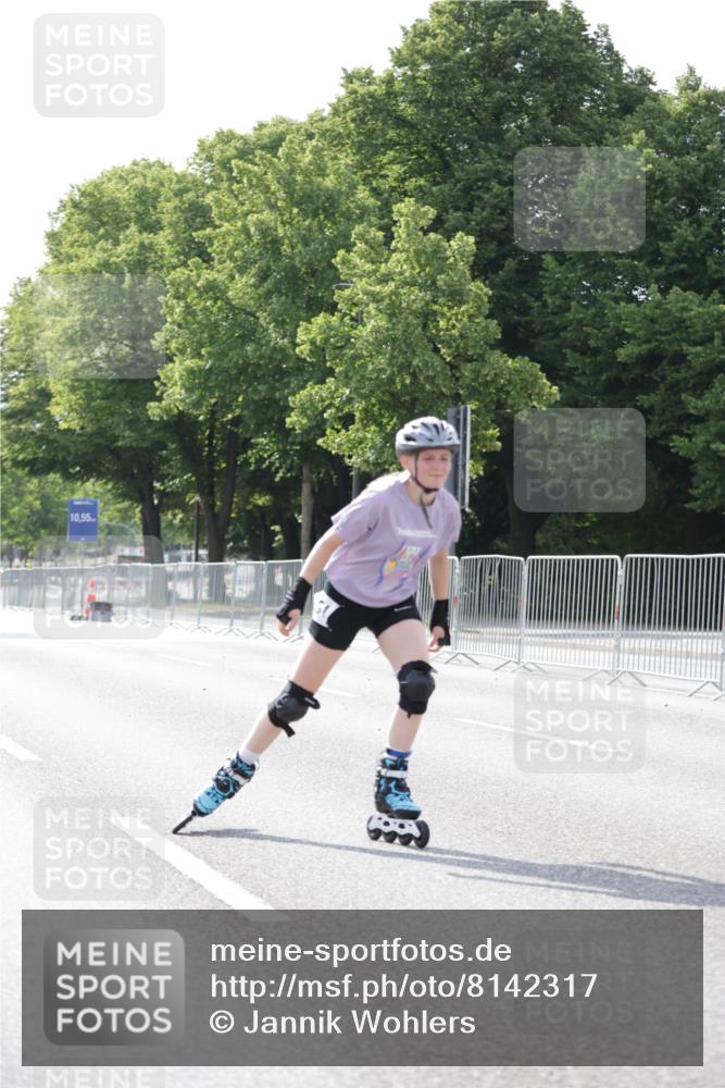 29.06.2025 - hella hamburg halbmarathon Jannik Wohlers http://msf.ph/oto/8142317 29.06.2025 09:05:47 Lombardsbrücke  meine-sportfotos.de
