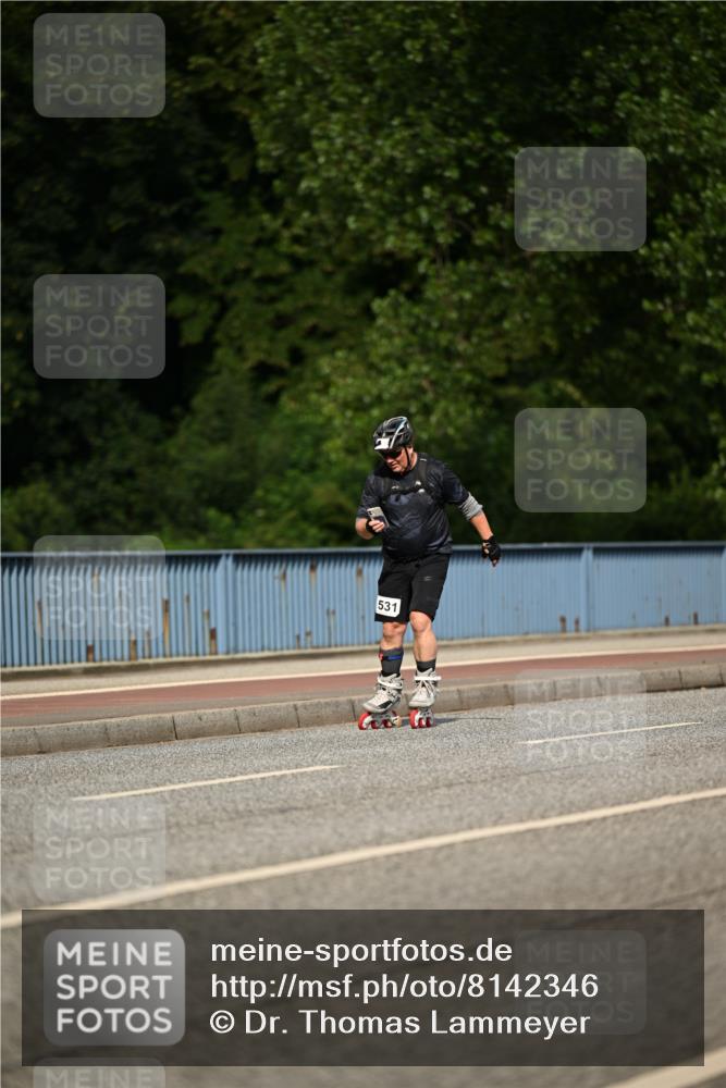 29.06.2025 - hella hamburg halbmarathon Dr. Thomas Lammeyer http://msf.ph/oto/8142346 29.06.2025 09:08:41 Kennedybrücke  meine-sportfotos.de